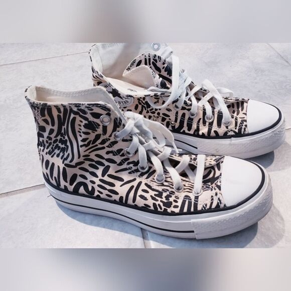 ANIMAL PRINT PLATFORM CHUCK TAYLOR ALL STAR CONVERSE SIZE 6.5 - Picture 1 of 7